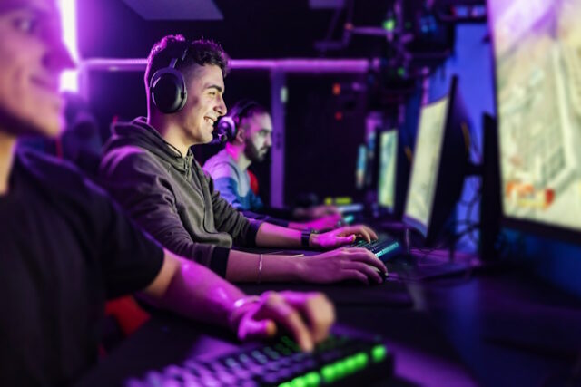 Top 5 Online Game Trends in 2025 – What’s Next for Gamers?